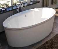 Oval Center Drain Freestanding Bath with Modern Style