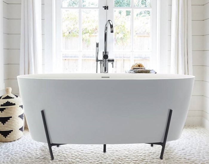 Freestanding Oval Bath with Modern Steel Cradle