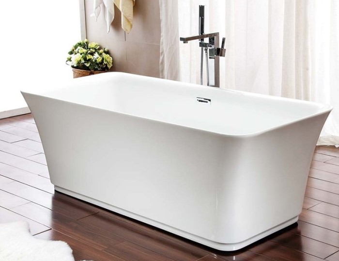 Rectangle Freestanding Tub with Curving Sides, Rounded Corners and Center Drain