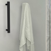 Towel Warmer Modello i with 2 Square Vertical Bars