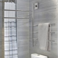 Traditional Towel Warmer with Decorative Finials