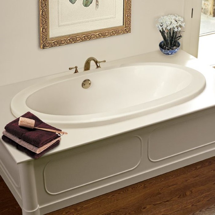 Adena Oval, Center Drain Tub with One Back Rest