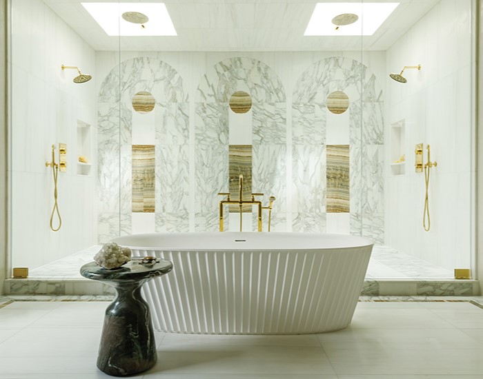 Oval Freestanding Bath with with Fluted Exterior