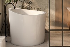 Tall Round Freestanding Japanese Style Bath