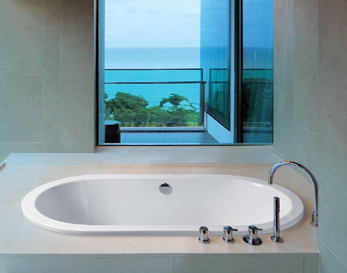 Modern Oval Bath With Flat Rim, Shown as a Drop-in Tub
