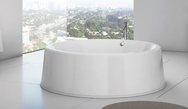 Round Soaking Tub with Side Drain