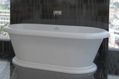 Oval Pedestal Freestanding Bathtub, Center Side Drain, Rolled Rim