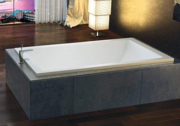 Wright Rectangle Bathtub with Modern Boxy Styling