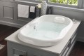 Drop-in Bath with Curving Rim, Raised Backrests