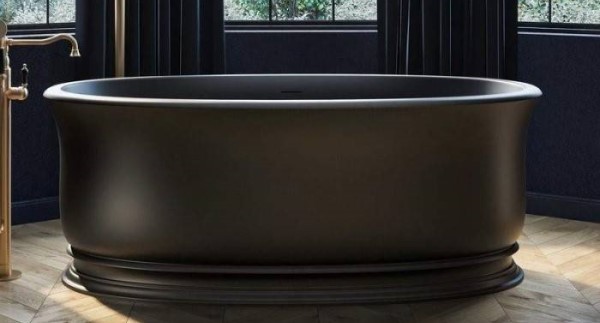 Black Oval Solid Surface Freestanding Bath with Curving Sides