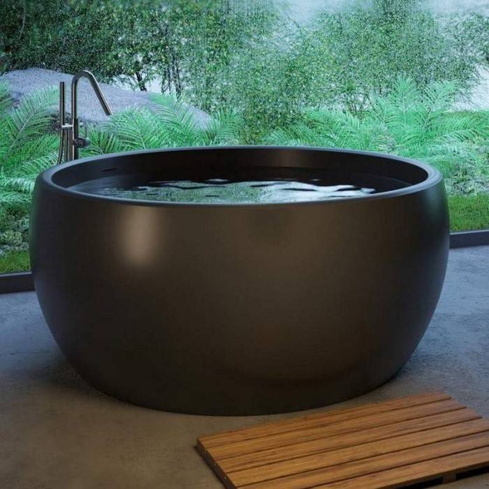 Round Freestanding Bath, Curving Sides, Shown in Black