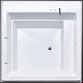 Large Square Bath, Bench Seat, 1 Extra Wide Rim