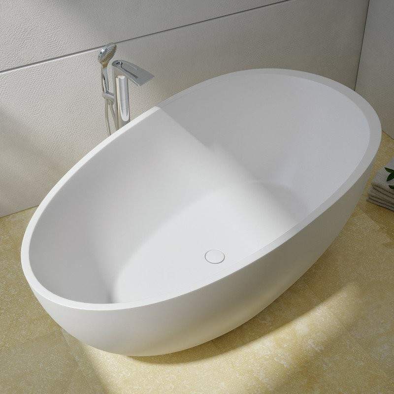 Modern Freestanding Tub with Curved Sides