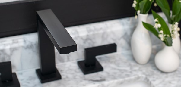 Artos Widespread Sink Faucet in Matte Black - Trova