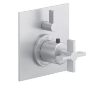 Square Trim Plate, 40x Cross Handle