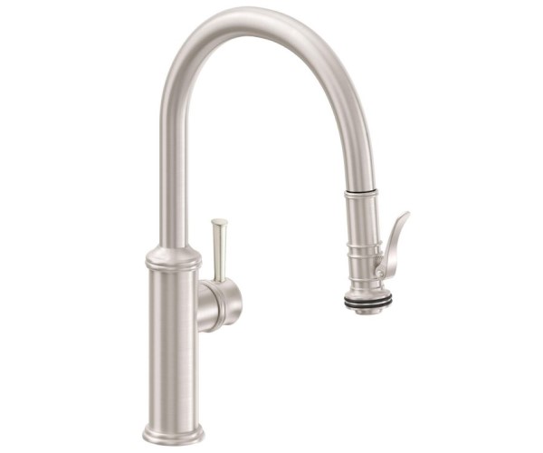 Lower Curving Spout, Pull-down Spray, Squeeze Handle Trigger