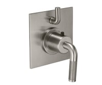 Square Trim Plate, Knurl Lever Handle, 1 Smaller Control