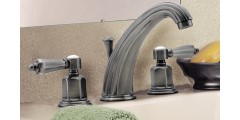 Elegant Faucet with Fluted Spout and Handles