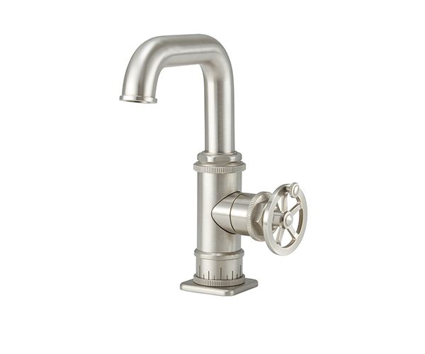 Single Hole Faucet with Squared Low Spout, Wheel Side Handle