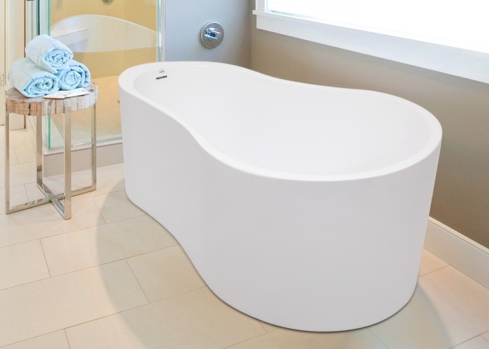 Freestanding Bath with Curving Tear Drop Shape