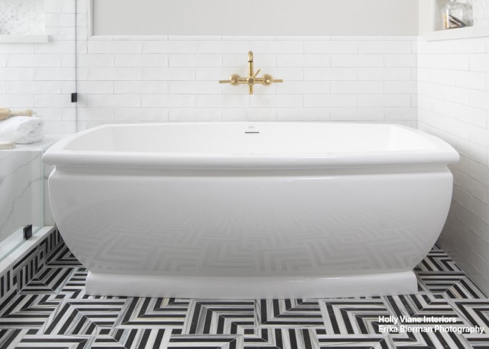 Freestanding Rectangle Bath with Modern Pedestal Base & Flat Rim