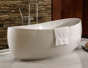 Oval Freestanding Bath with Curving Rim, Raised at Both Ends