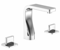 Widespread Sink Faucet with Paddel Handles in Chrome