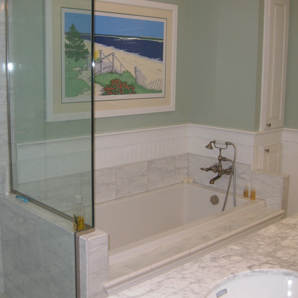 White Bath with Tile Flange