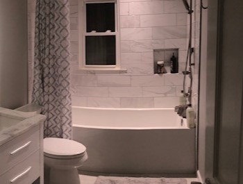 Alcove bath for use a tub and shower