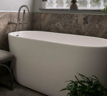 Oval Bath with End Drain, Wall Mounted Tub Filler